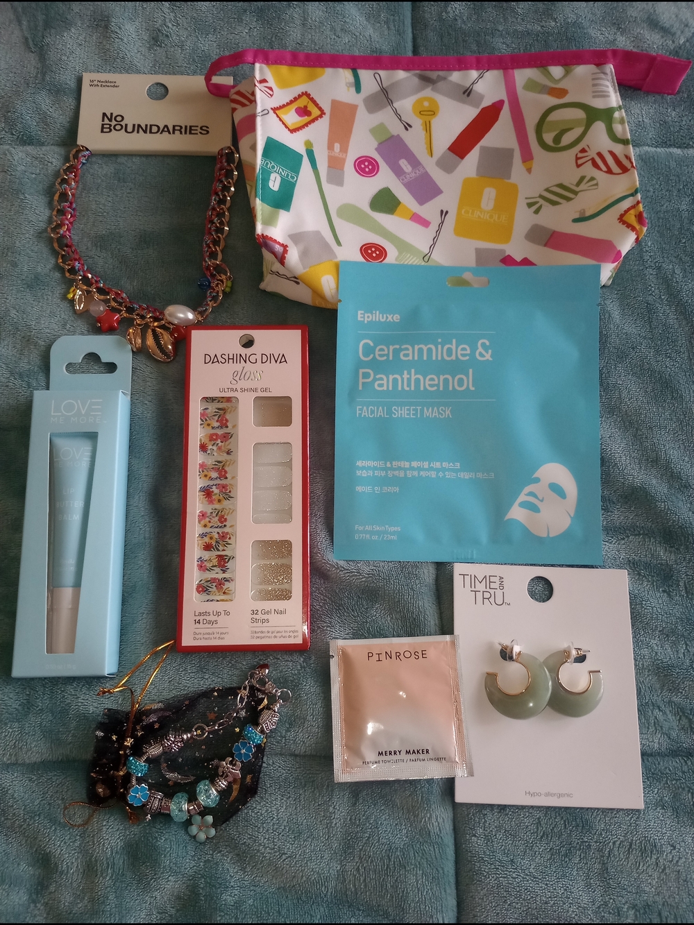Clinique Cosmetic Bag Bundle-8 Pc